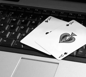 Jouer dans la salle de poker en ligne
